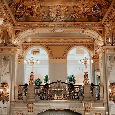 Del Budapest