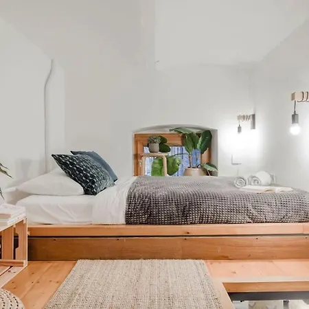 Del Apartment